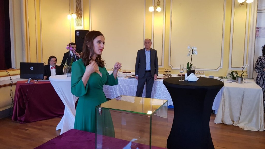 WhatsApp Image 2019-04-08 at 17.12.29 (2)