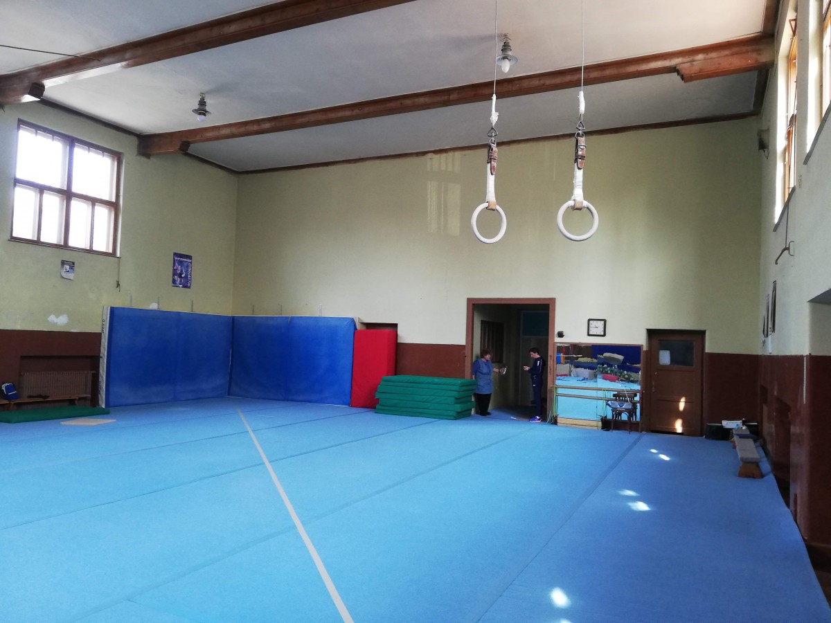 clubul sportiv scolar sala gimnastica baieti 3