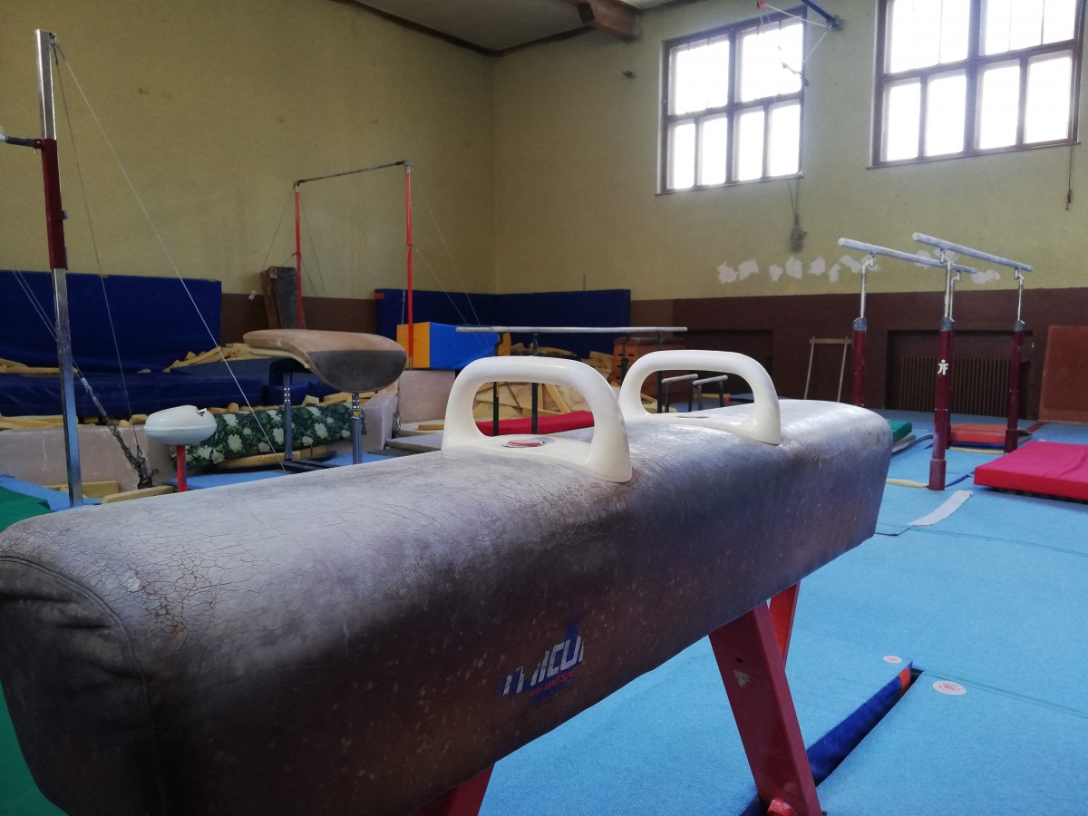 clubul sportiv scolar sala gimnastica baieti 5