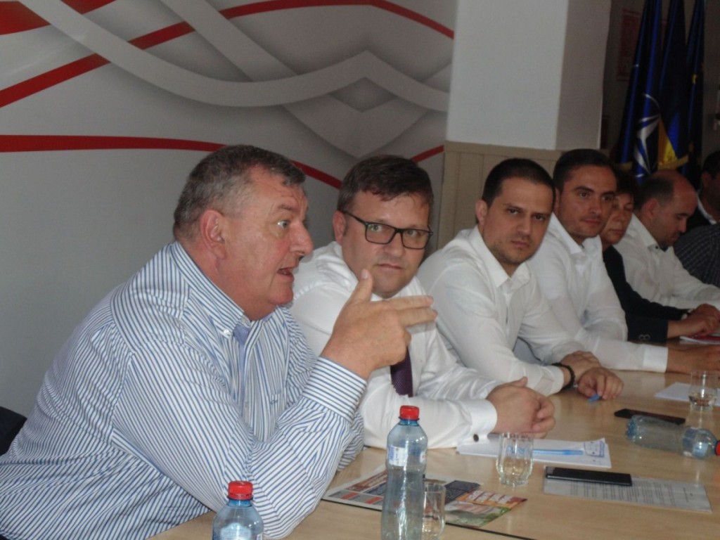 foto intalnire pensionari sibiu