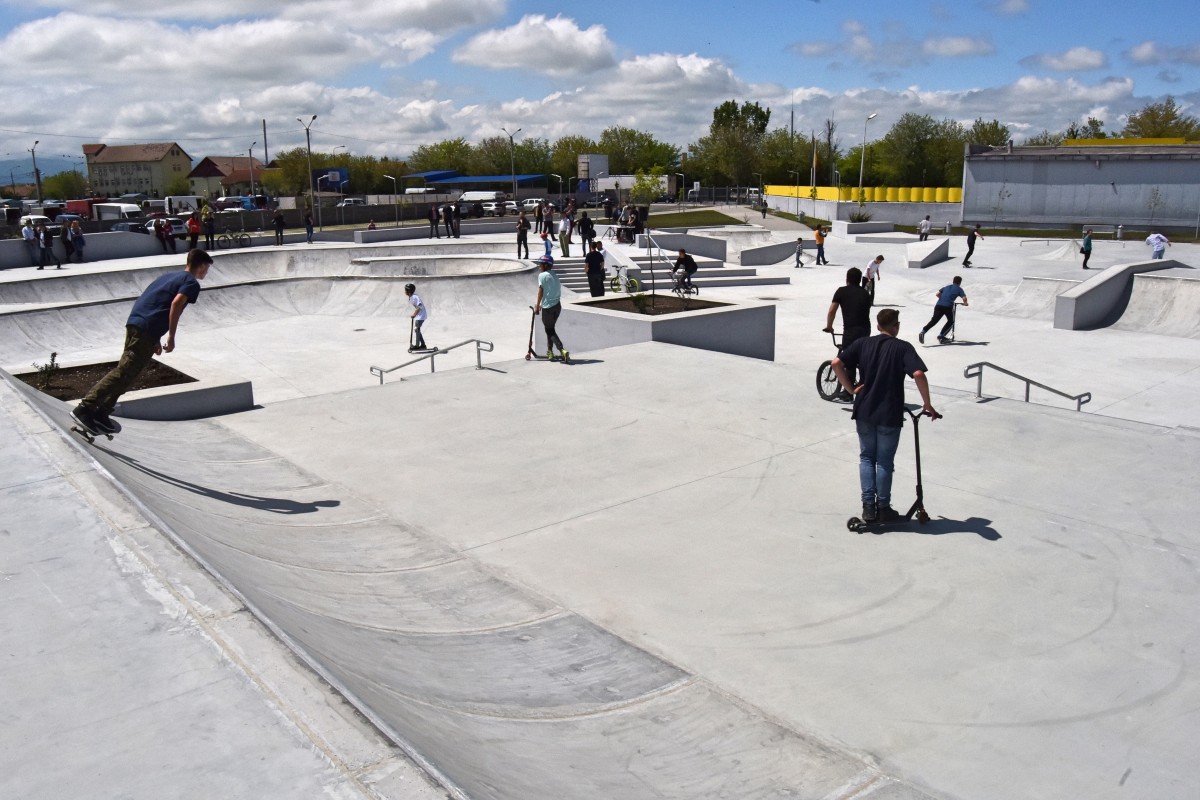 skate park sibiu_Fotor