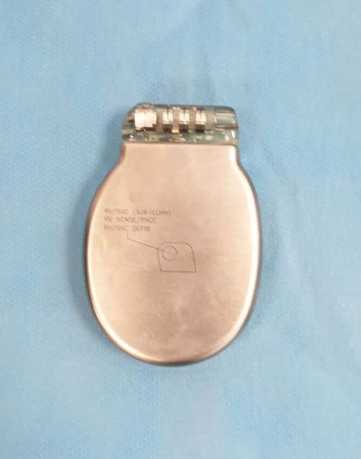 defibrilator_3