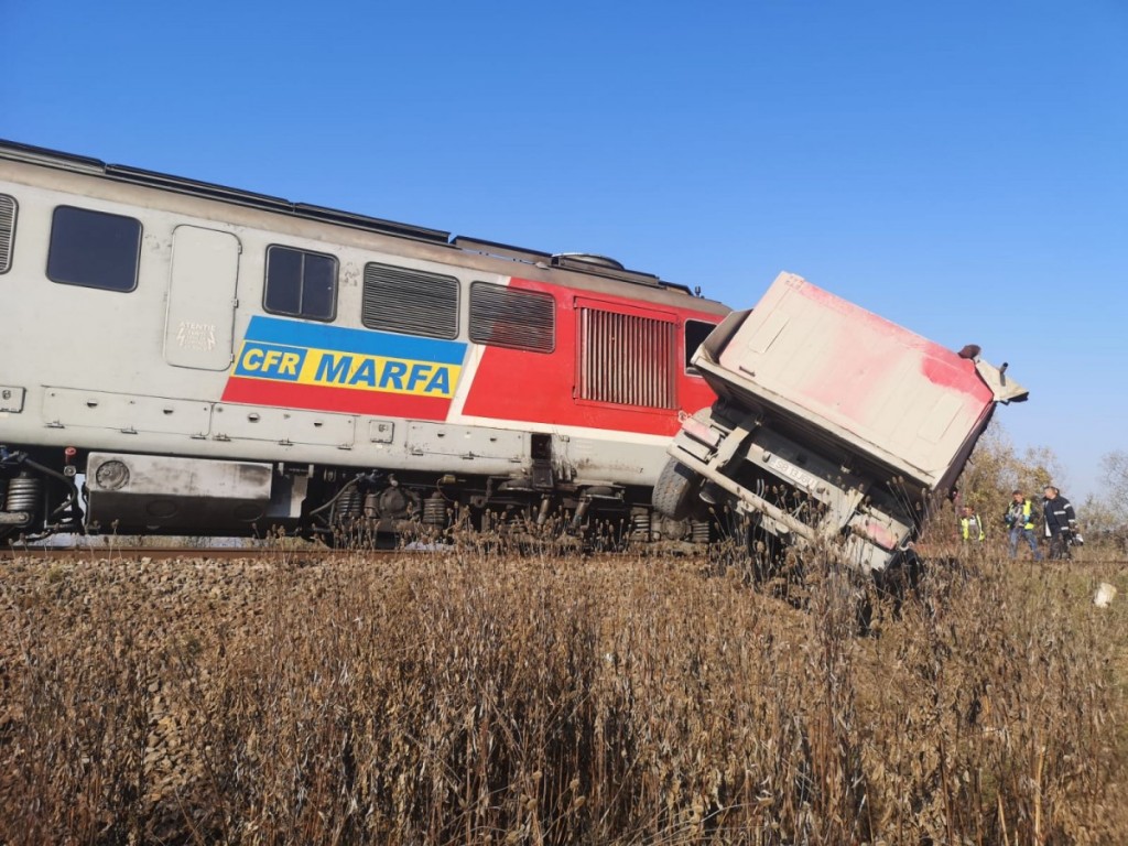 tren camion coliziune1
