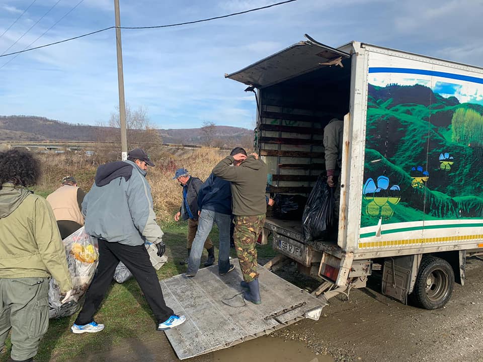 75435765_2368448413417907_268928007144472576_n