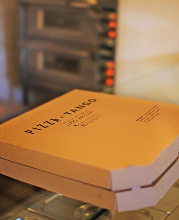 pizza by tangp