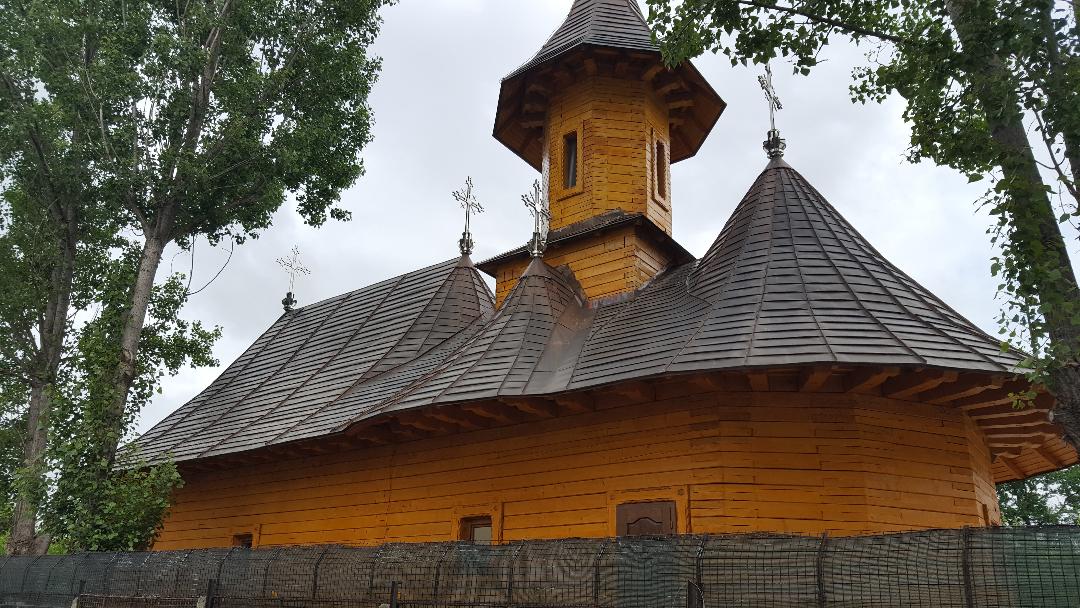 Biserica „Înălțarea Domnului și Sf. Nicolae”