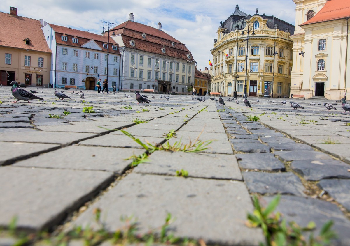Restricții impuse în 15 localități din județ. În municipiul Sibiu restaurantele vor funcționa doar cu 30% din capacitate