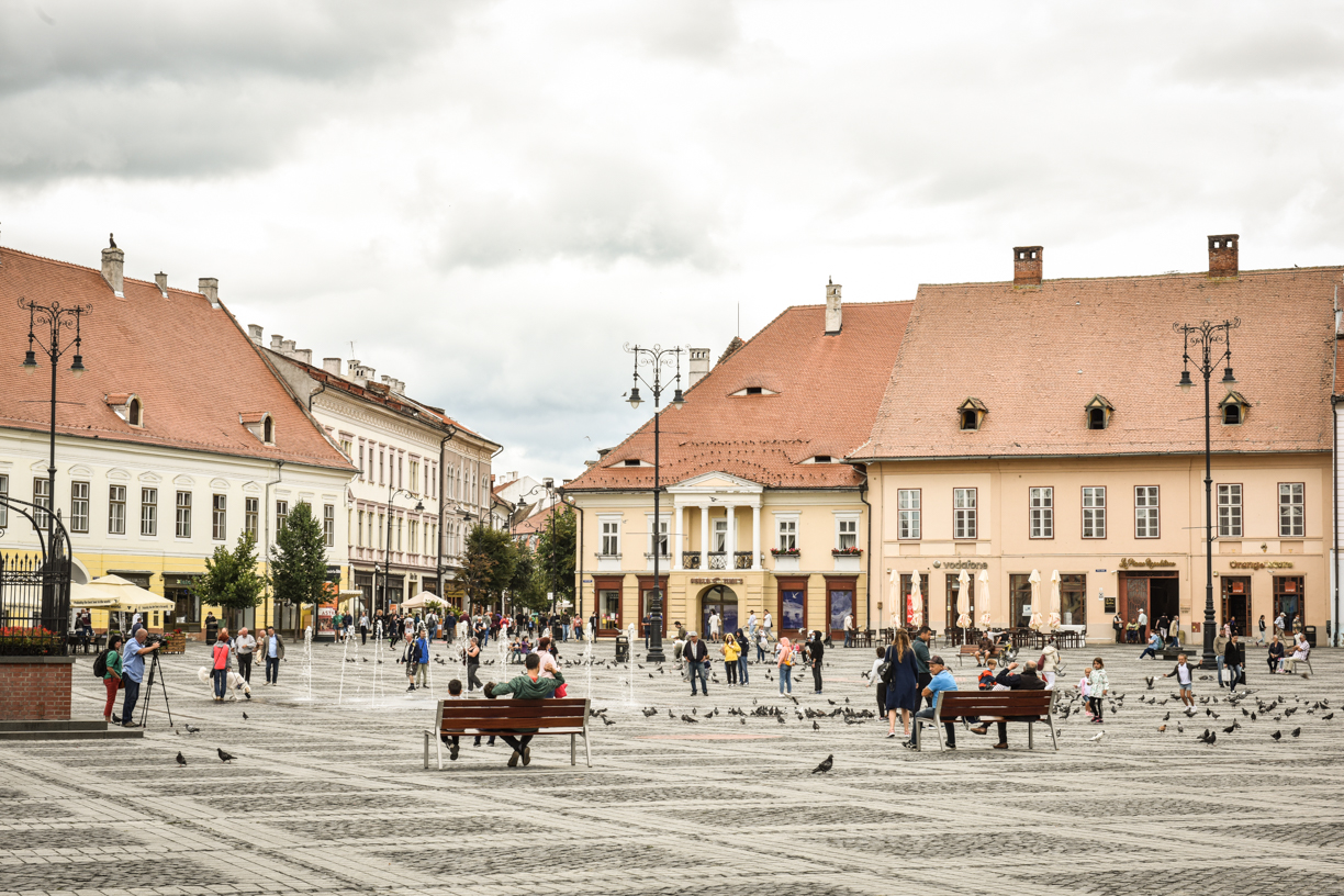 Lista cazurilor active pe localități. Număr în creștere la Sibiu, Cisnădie și Tălmaciu. Șelimbărul scade