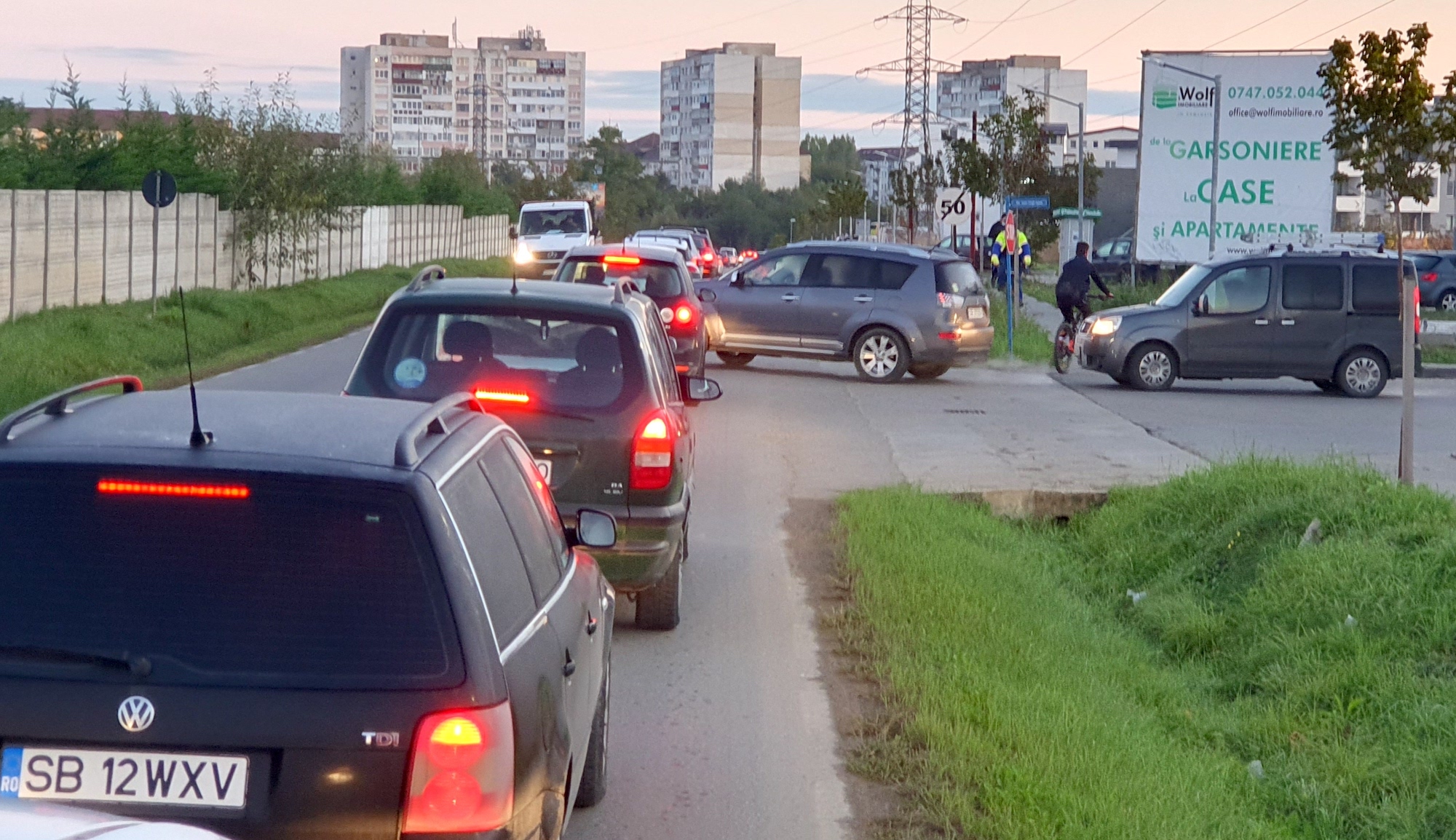 VIDEO Un milion de euro și trei benzi ”mai târziu”. Cum se circulă după lărgirea Căii Cisnădiei