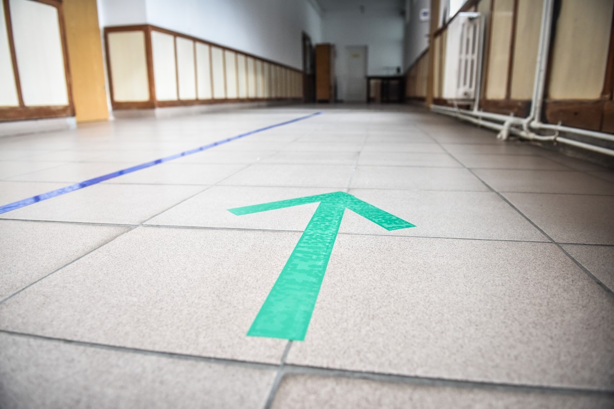 Cursuri supendate parțial în zece unități de învățământ.  Alte 11 schimbă scenariul