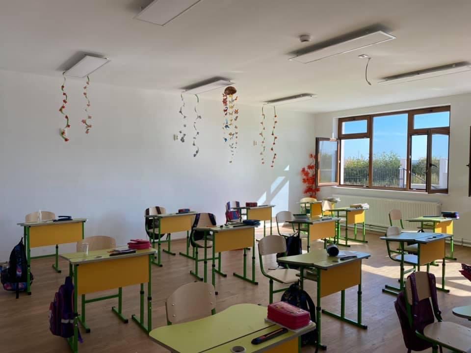 Situația de vineri în unitățile de învățământ: Alte patru noi cazuri și 29 de instituții în scenariul roșu