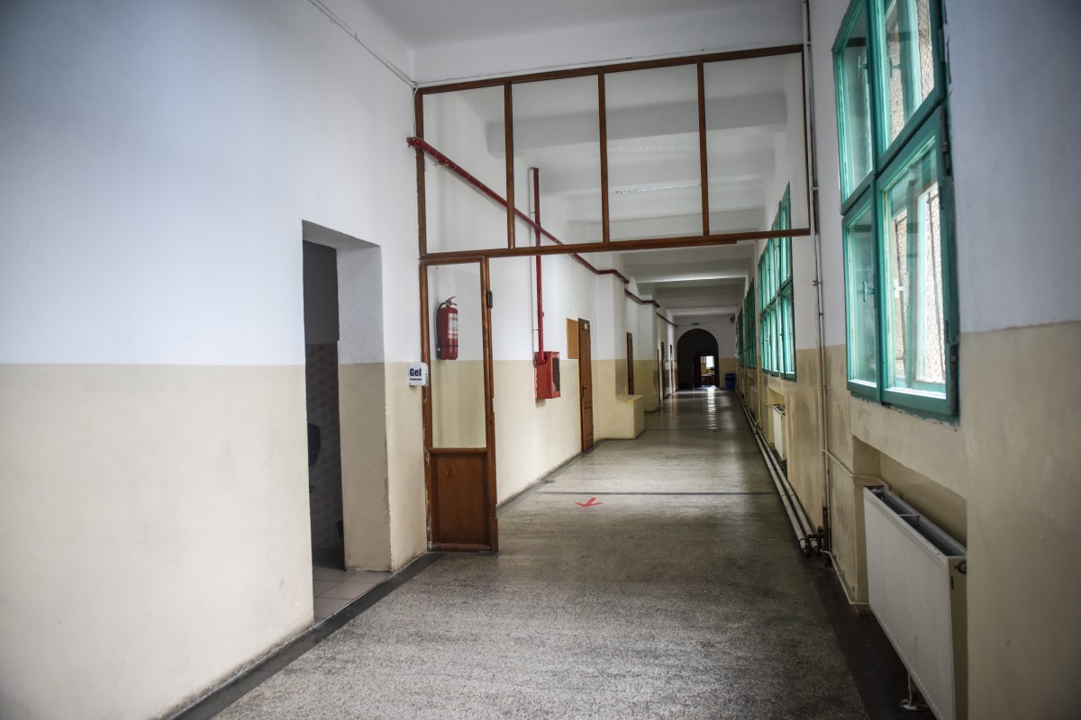 A crescut numărul cazurilor de COVID în rândul elevilor și al profesorilor. Numărul celor infectați trece de 40