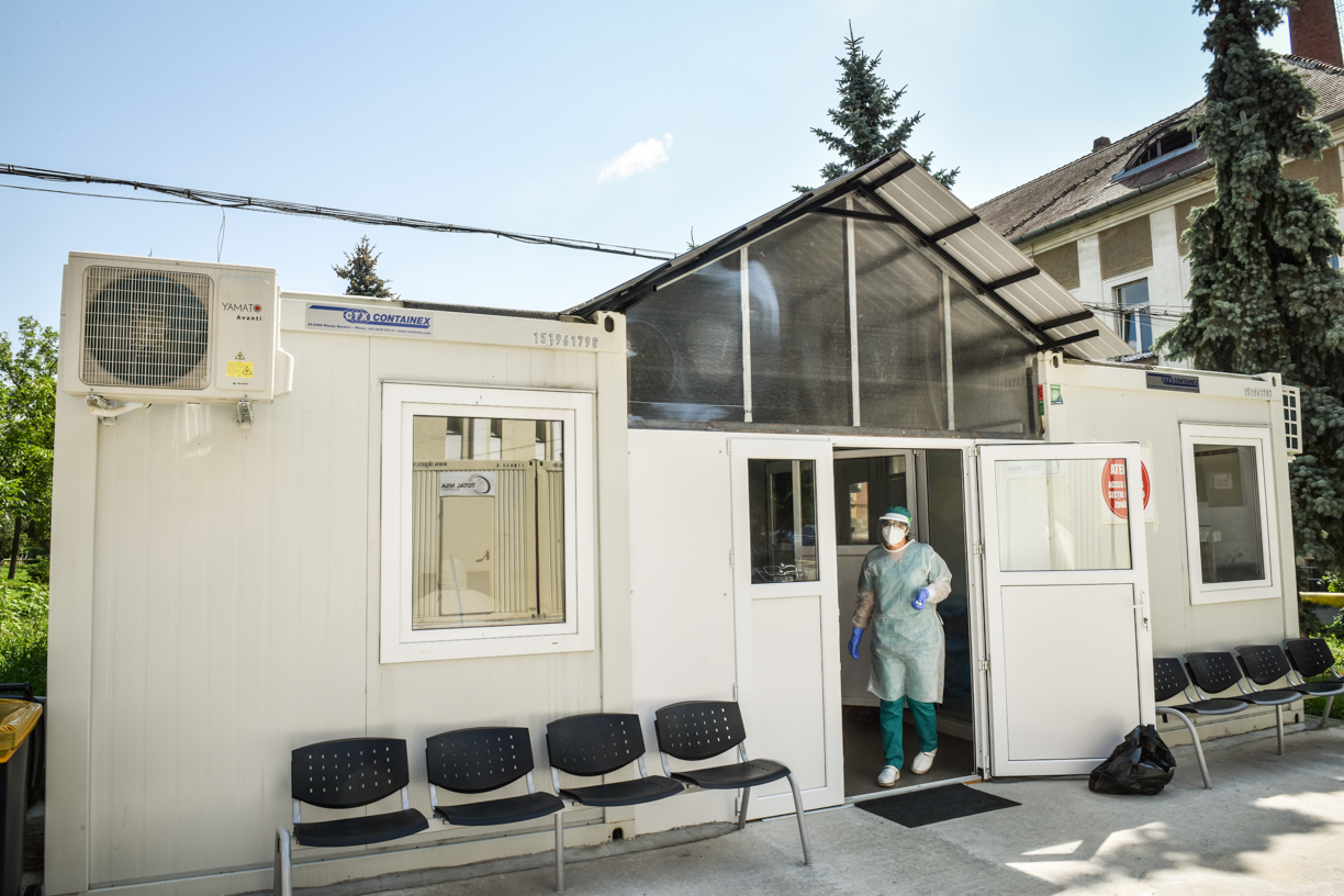 10 decese în ultimele șase zile, la Sibiu. O femeie de 72 de ani, cel mai recent deces raportat