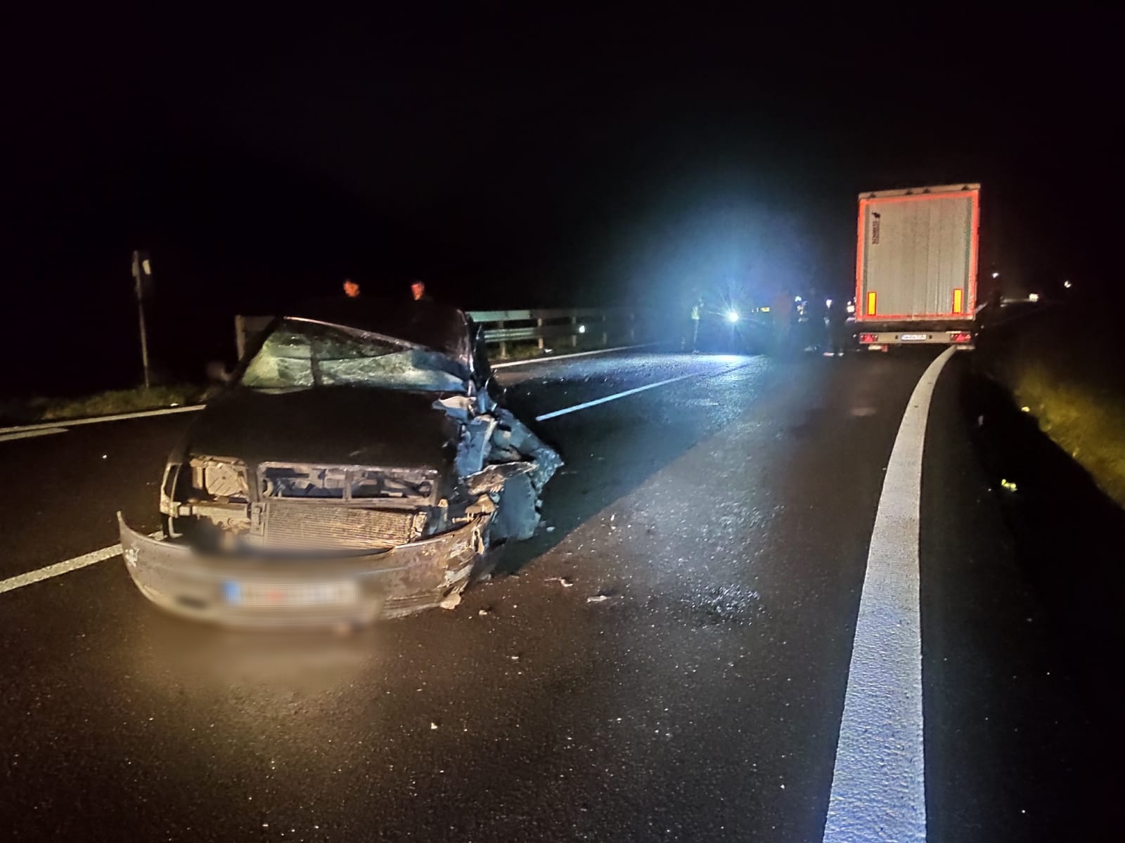 Un sibian a intrat în depășire neregulamentară și a provocat un accident, pe Valea Oltului