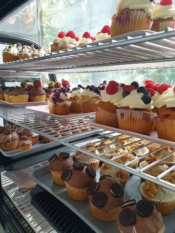 Prima cofetărie dedicată excusiv brioșelor. „Studenți fiind, am realizat că avem forța de a ne îndeplini un vis”