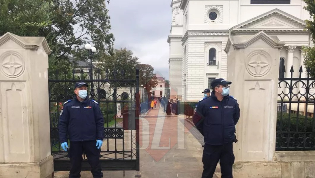 Prefectura către sibieni: nu mergeți la Hramul Sfintei Cuvioase Parascheva de la Iași. Accesul este restricționat