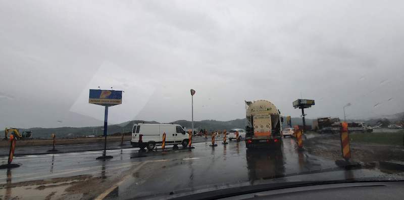 FOTO-Lucrările la sensul giratoriu de la Veștem se apropie de final