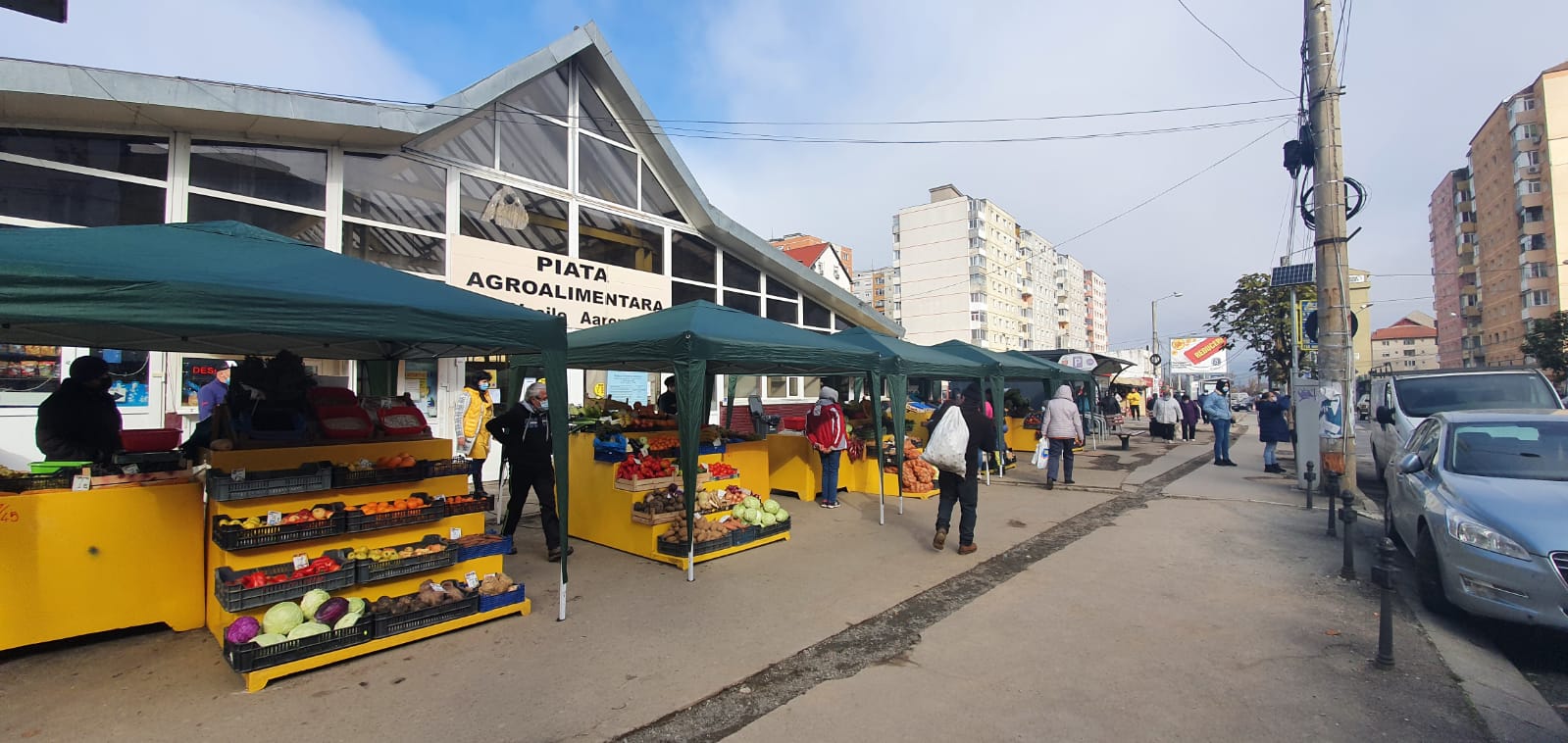 piata vasile aaron
