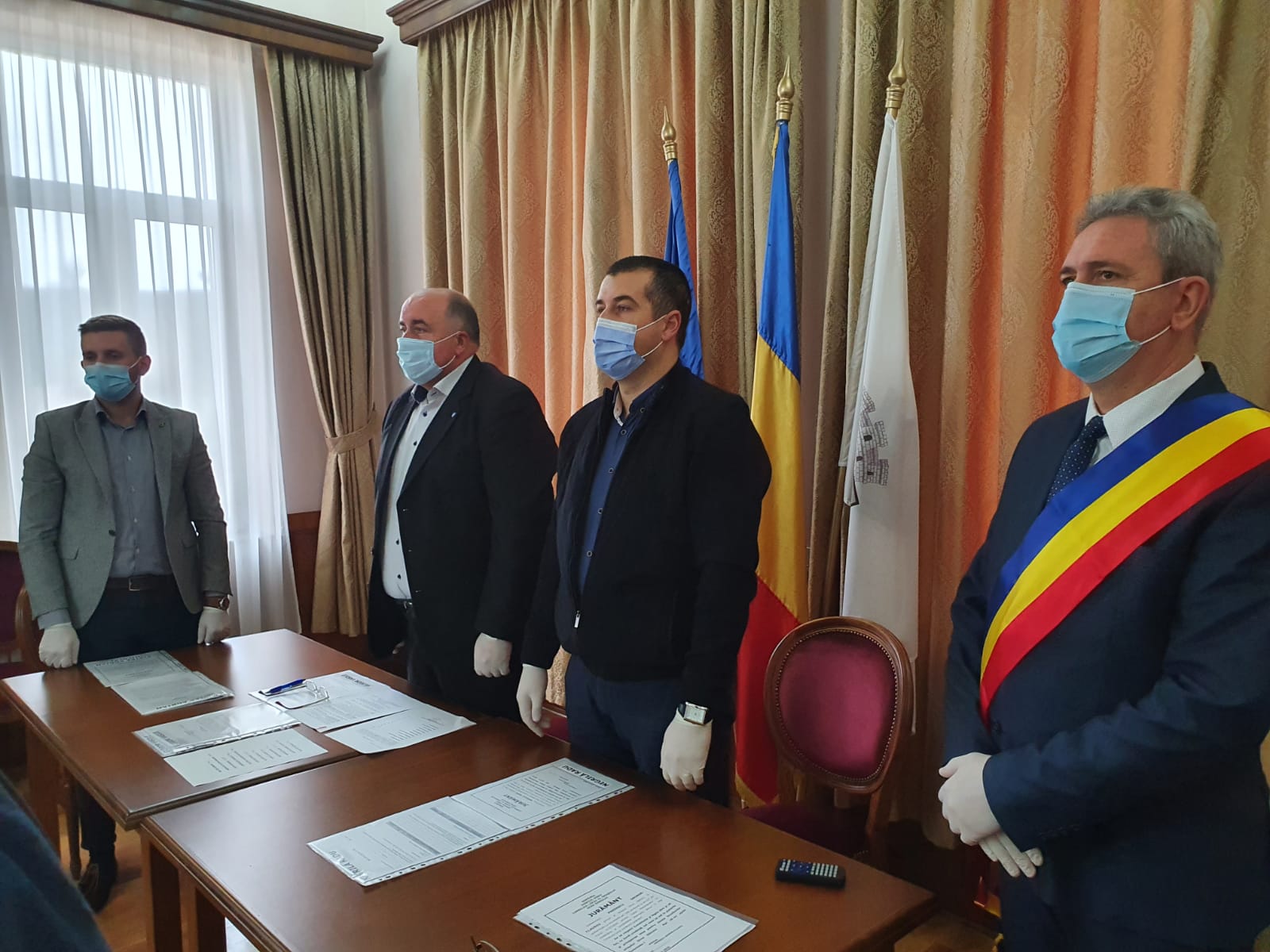 Primarul George-Claudiu Predescu și consilierii locali din Ocna Sibiului au depus jurământul