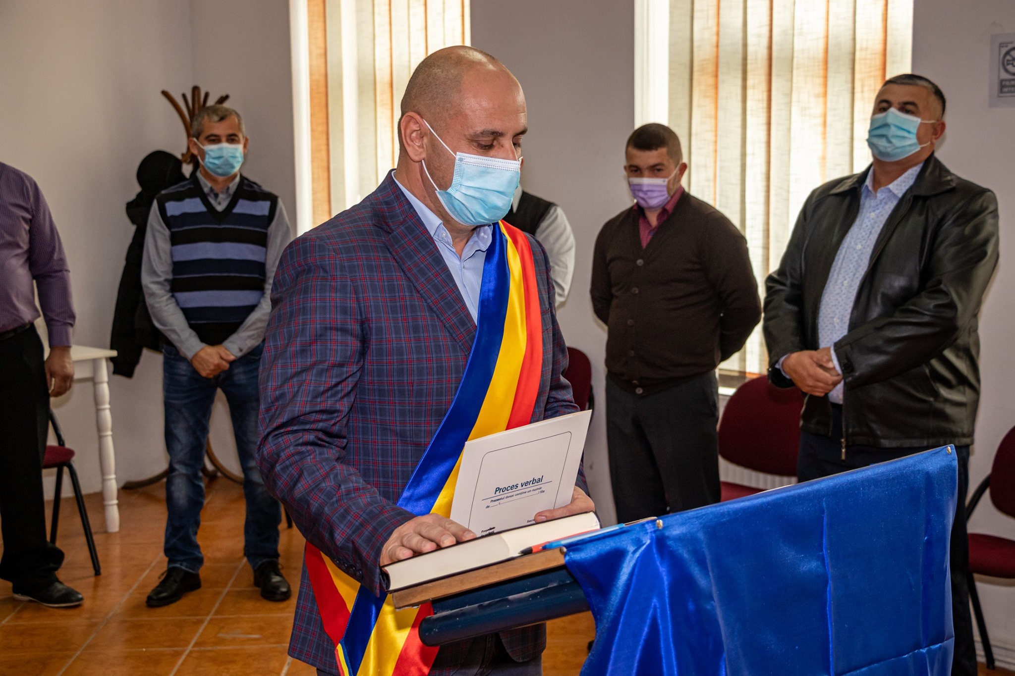 Primarul comunei Roșia, învestit în funcție
