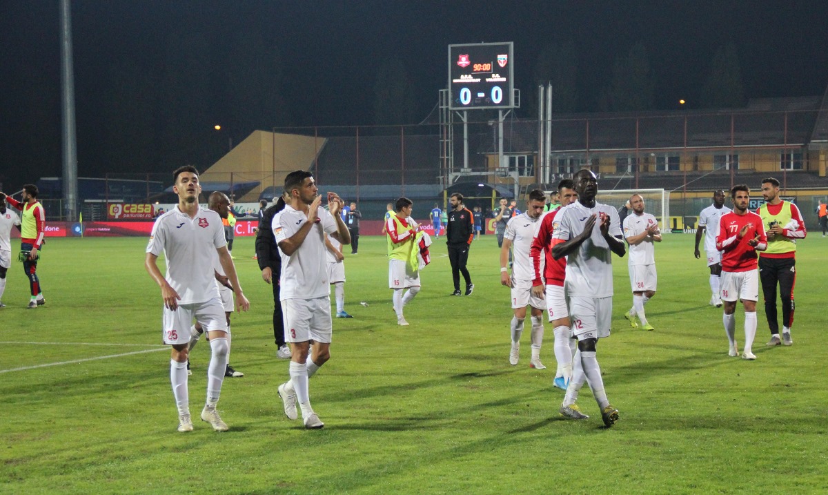 Trei fotbaliști de la FC Hermannstadt sunt infectați cu coronavirus