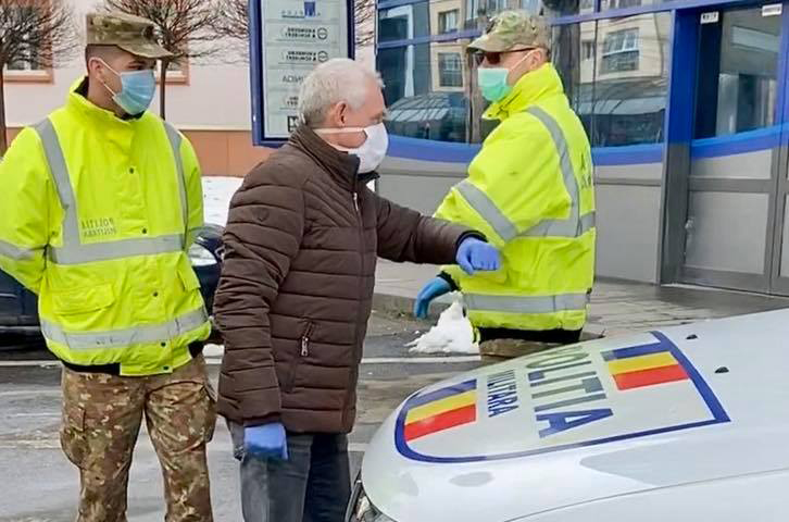În tot județul este obligatorie purtarea măștii în spații publice. ”Vorbim despre o extindere comunitară extinsă”