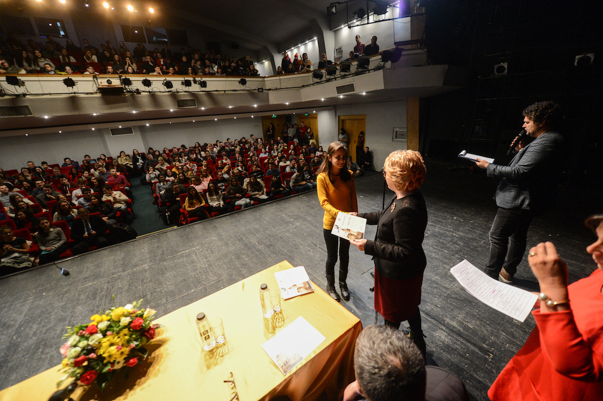 Primăria Sibiu: Elevii cu rezultate la olimpiade județene, premiați și anul acesta