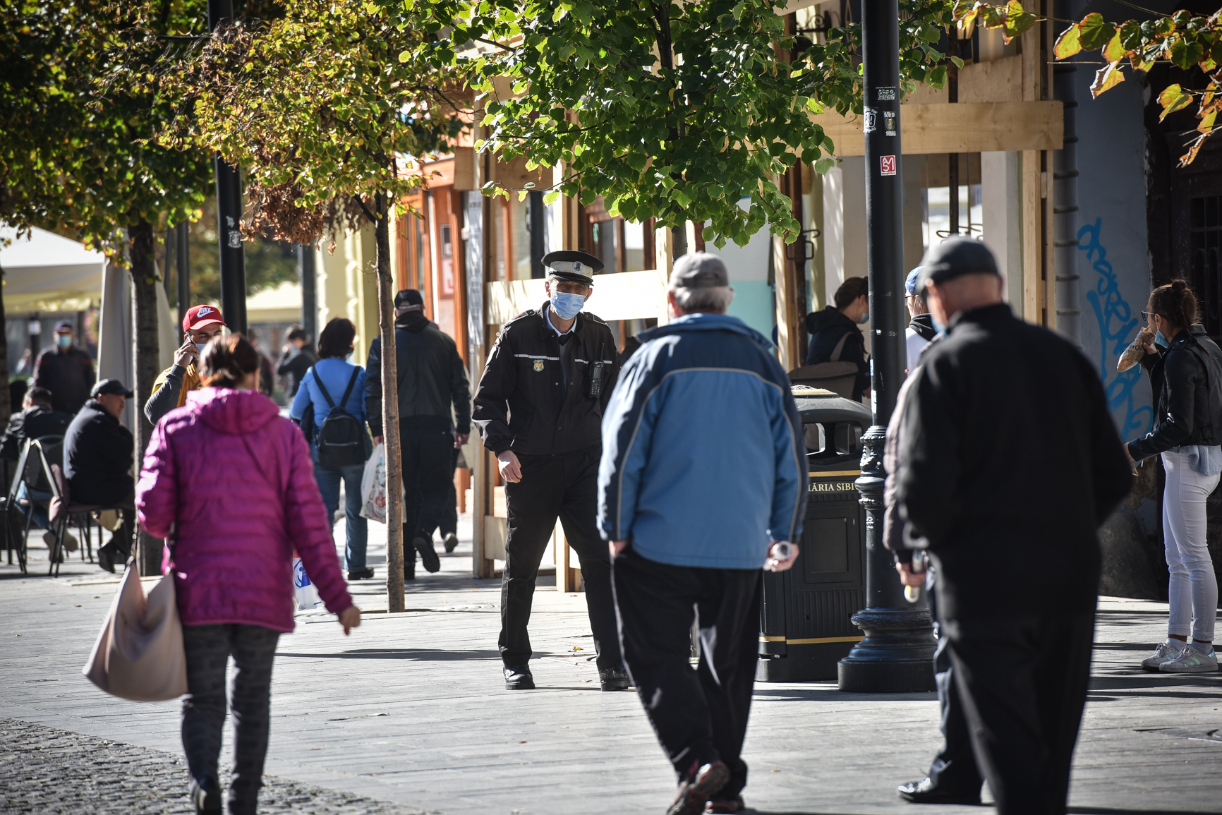 Recordul n-a rezistat decât o zi: 472 de noi cazuri de Covid-19 la Sibiu. Un minor, la ATI