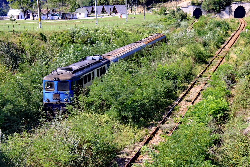 Bărbat lovit de tren, la Mediaș. A fost transportat la spital