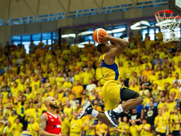 Kevin Hardy revine la BC BCSU Sibiu. „Mi-e dor de fani”