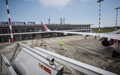 Consiliul Județean Sibiu acordă sprijin financiar companiilor care vor opera zboruri regulate pe Aeroportul Internațional Sibiu