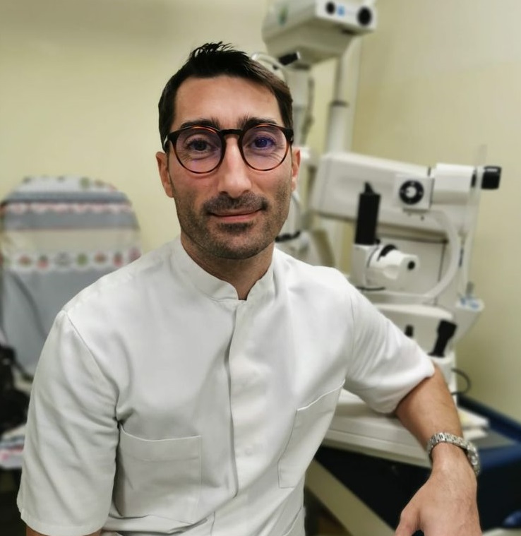 Sfaturile unui oftalmolog de la pediatrie: Când școala este exclusiv on-line este indicat un  consult oftalmologic
