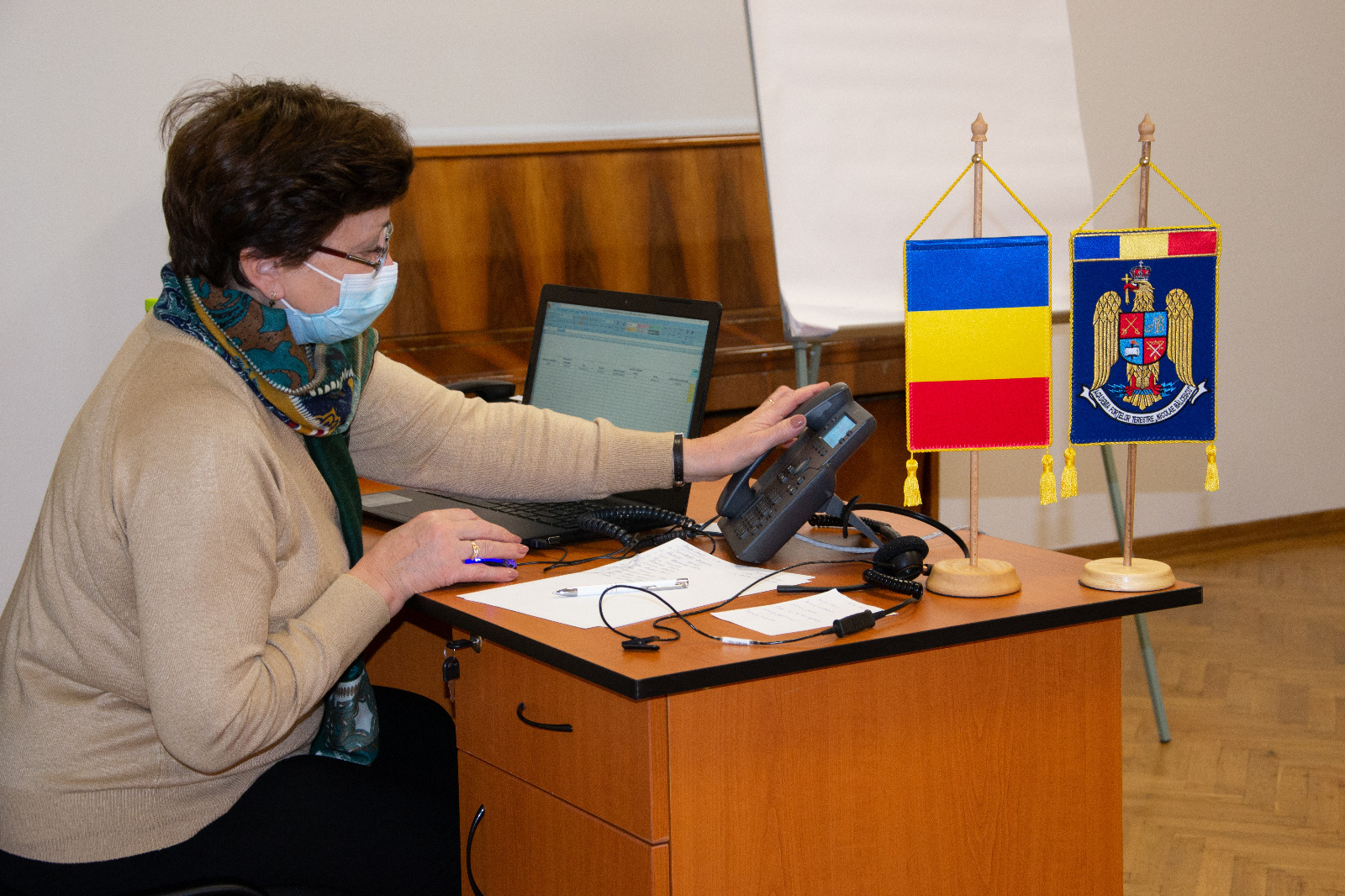 17 voluntari militari ajută DSP-ul în realizarea anchetelor epidemiologice