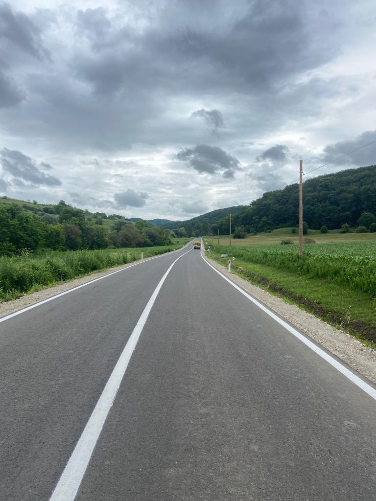 Consiliul Județean Sibiu a finalizat modernizarea a două drumuri județene: DJ  141 G Copșa Mică – Motiș și DJ 107 B Păuca – Slimnic
