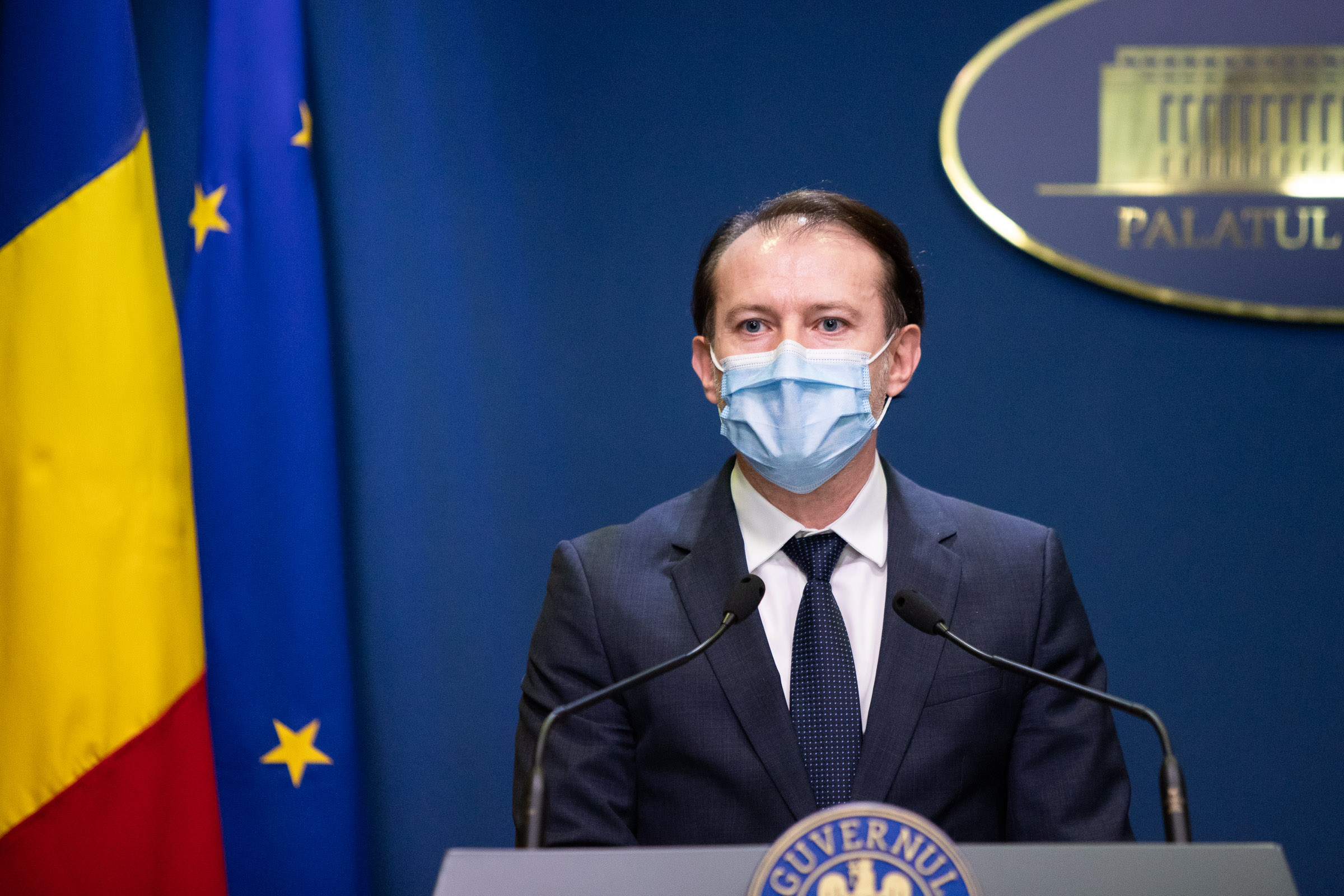 Cîţu: Nu vor fi tăiate salariile angajaţilor din sectorul public, vor fi menţinute la nivelul celor din 2020