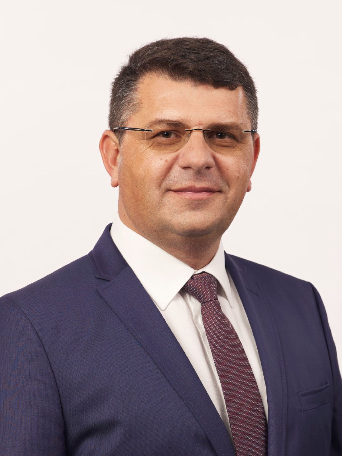 Ciolacu anunţă că un deputat PSD a murit: Sebastian Radu a pierdut lupta cu acest virus perfid