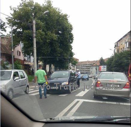 Tânără de 16 ani accidentată pe trecerea de pietoni