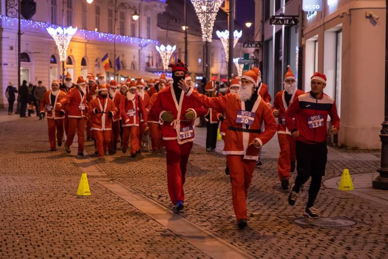 Sibiul se umple din nou de moși, la Marea MoșMondeală