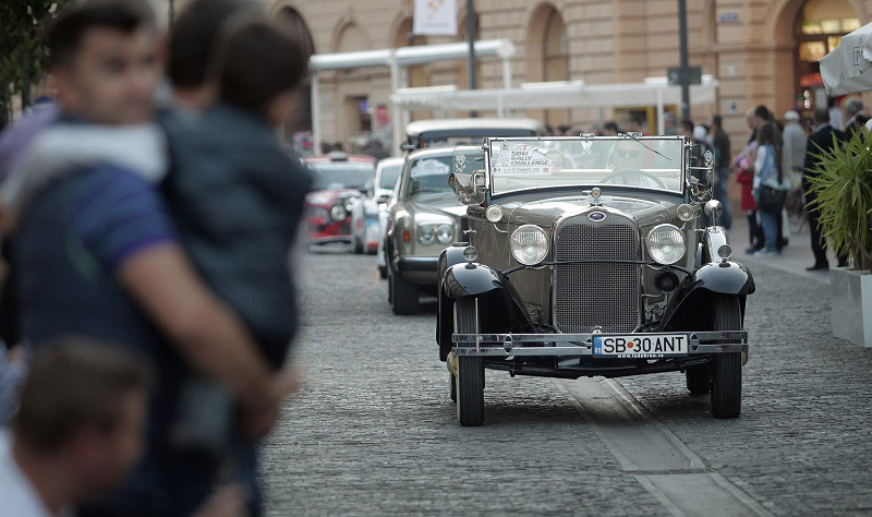 Spumoasele masini istorice dintre anii 1905-1985 vor “goni