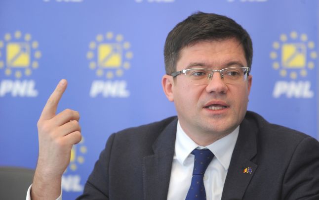 20 de milioane de metri cubi de lemn, tăiați ilegal anual. Ministrul Mediului este șocat