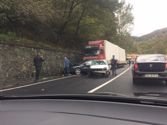 Maraton de accidente pe drumurile județului Sibiu, weekend-ul trecut