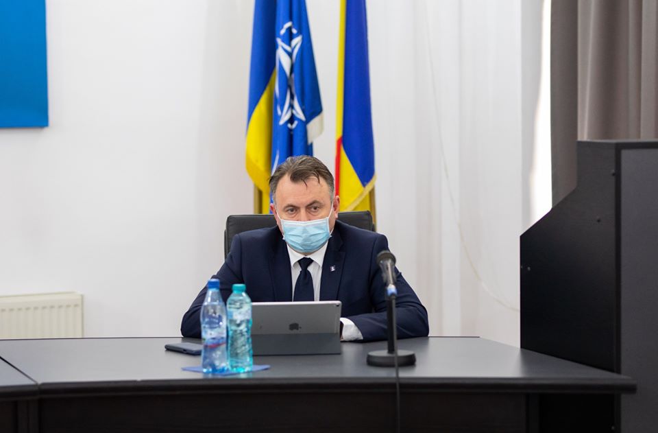 Tătaru: Să ne obişnuim că vom trăi cu coronavirusul şi în următorii doi ani