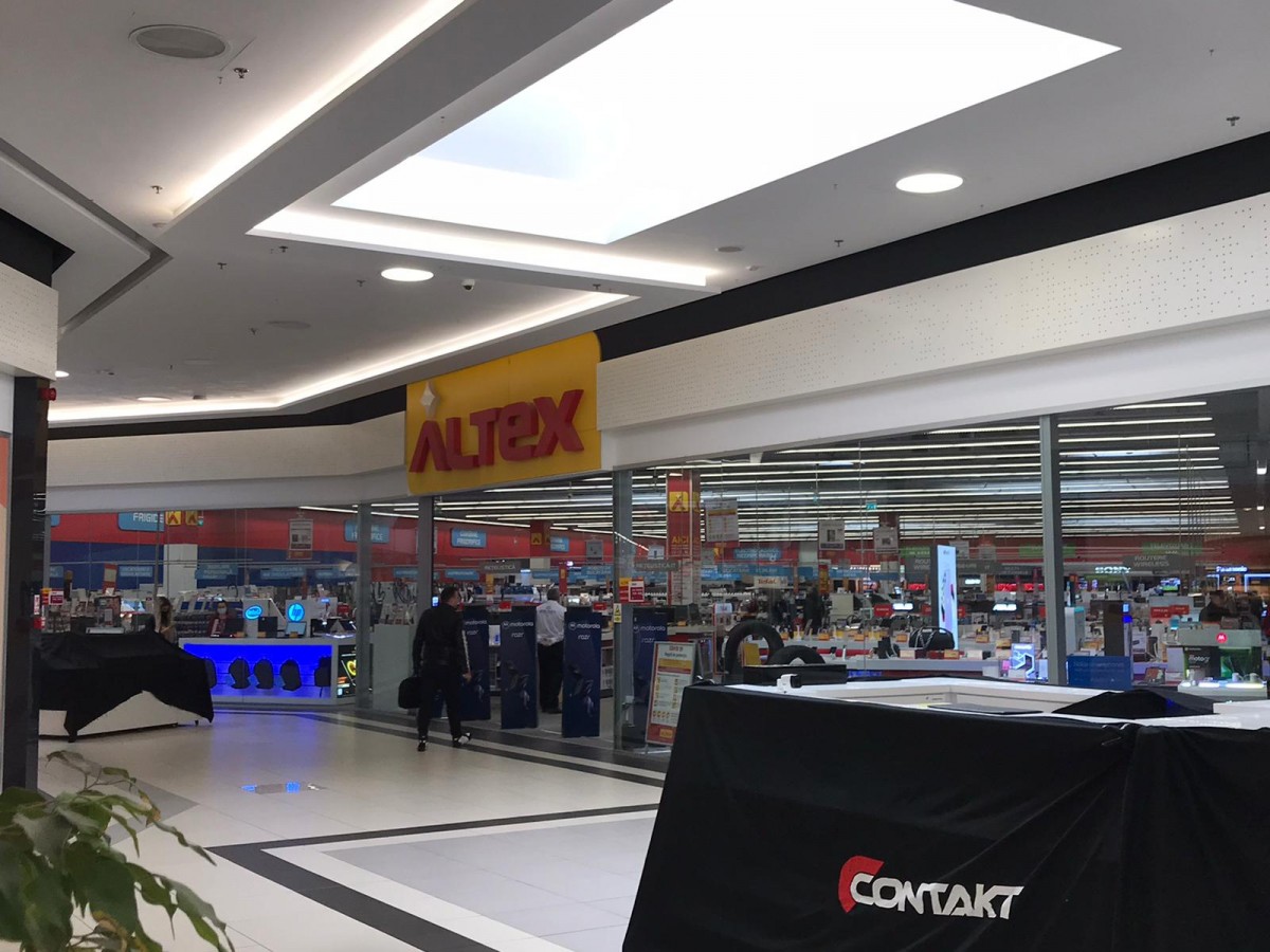 S-au redeschis magazinele de electronice din mall-uri. ”Consecințele vor fi suportate de noi toți”