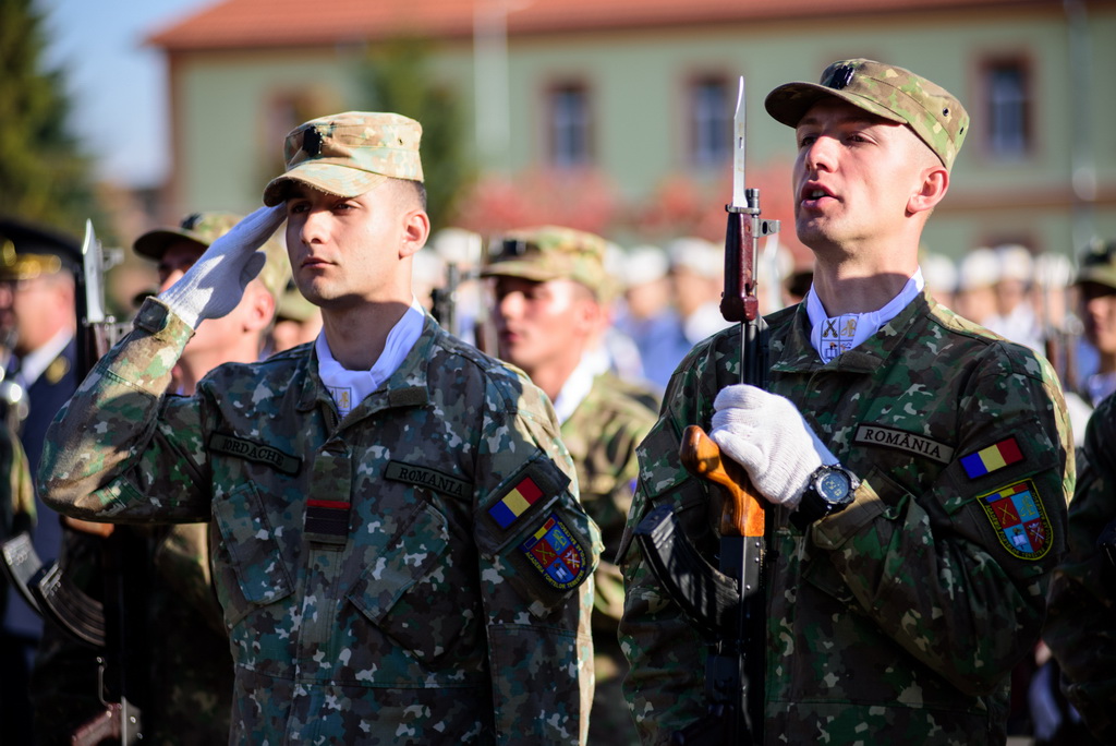 Studenții Academiei Forțelor Terestre „Nicolae Bălcescu” Sibiu au depus jurământul militar