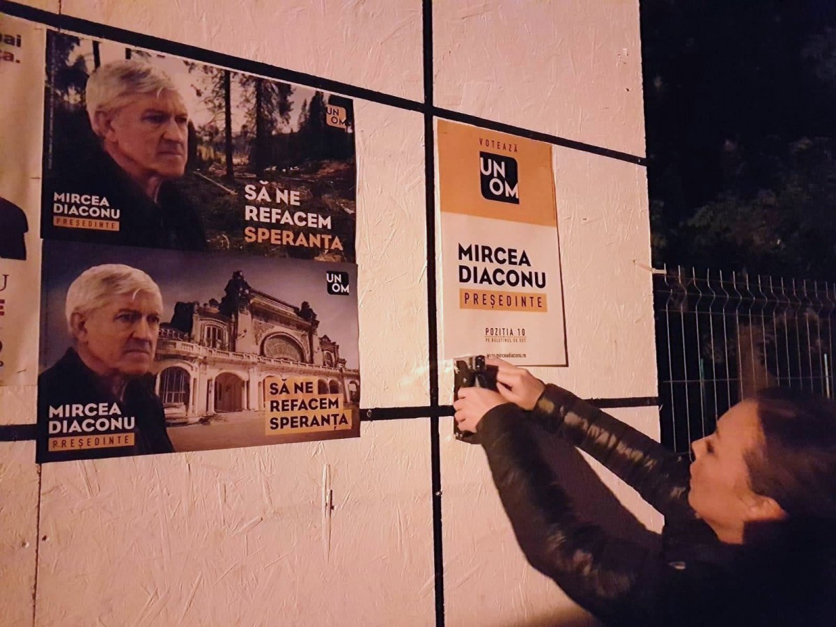 VIDEO Liberalii sibieni s-au filmat ”furând” startul în campania pentru Iohannis. Cei de la ALDE s-au fotografiat