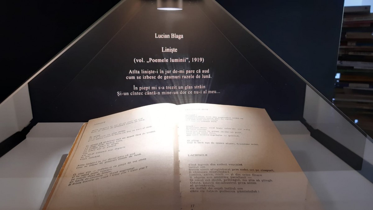 Poeziile lui Lucian Blaga, expuse în sistem holografic piramidal, la Biblioteca Astra