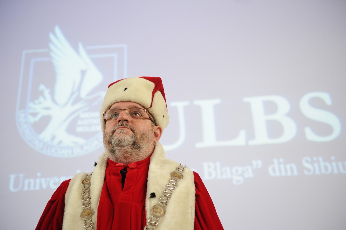 Mesajului rectorului înaintea alegerilor din ULBS: ”Încrederea în Universitate se câștigă greu, dar se poate pierde ușor!”