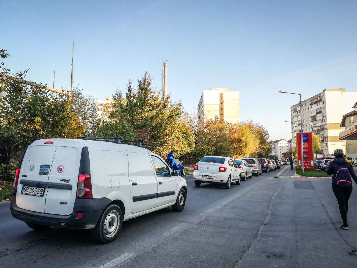 A fost semnat contractul pentru lărgirea drumului din cartierul Arhitecților: în vară încep lucrările