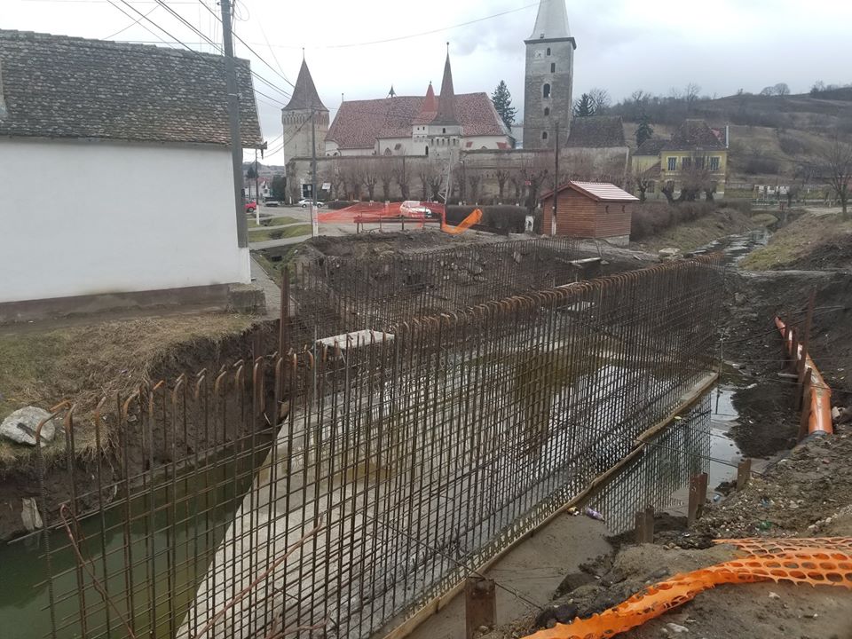 Șantierele Consiliului Județean Sibiu au fost reluate. Se lucrează intens pe DJ 141 Mediaș – Bârghiș