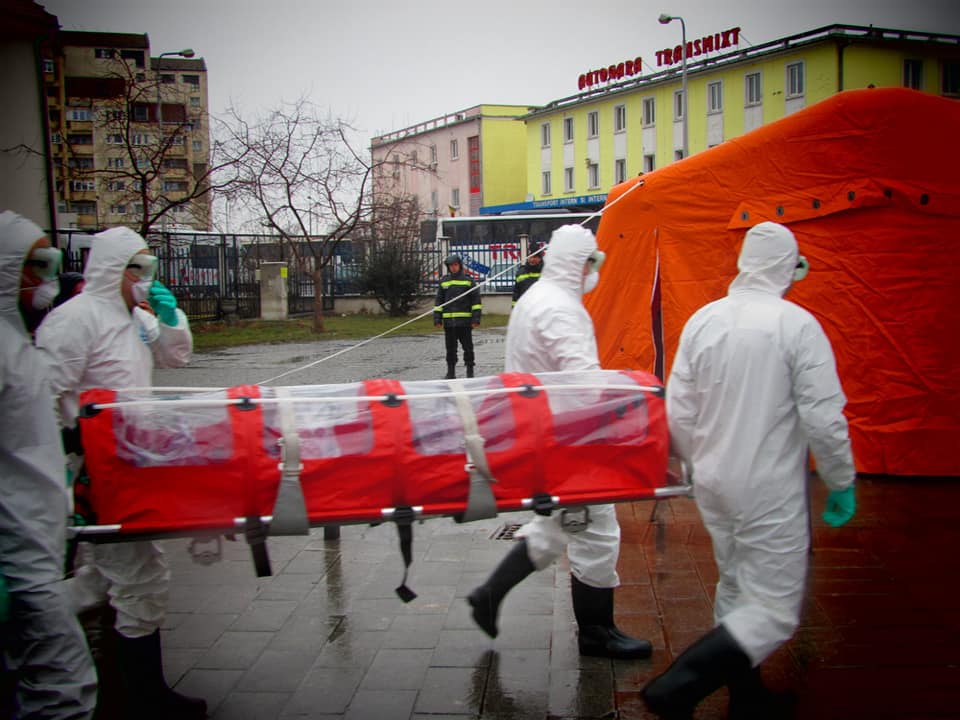Coronavirus Sibiu: 2.218 sibieni în izolare, printre care și doi polițiști